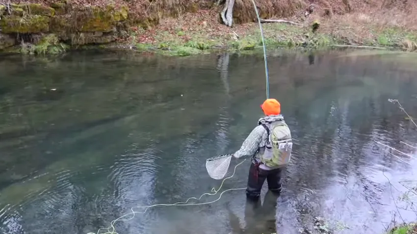 Fly Fishing in Iowa: 20 Top Destinations